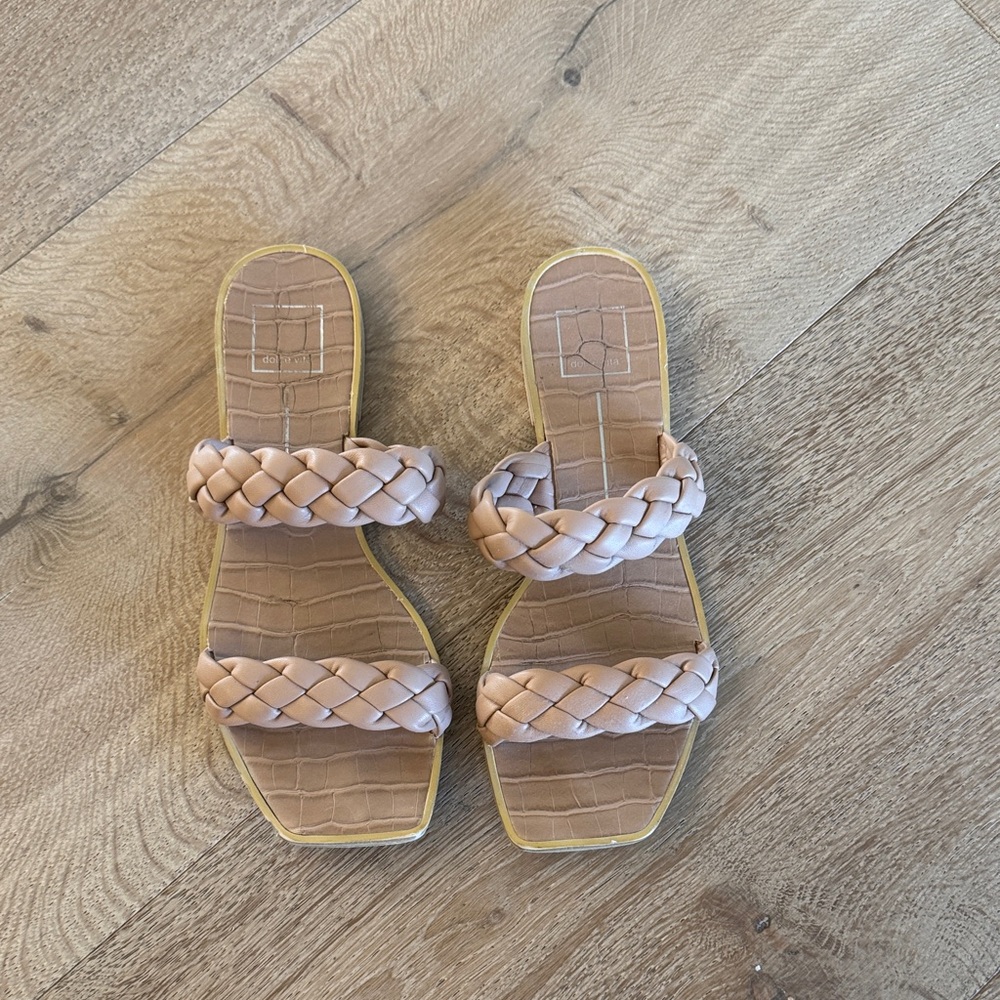 Dolce Vita Sandals Size 10